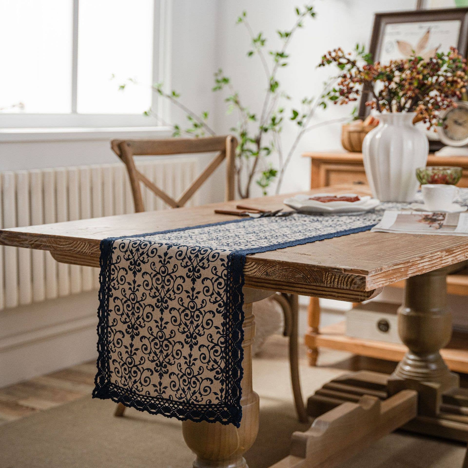 MULTI PATTERNED LACED DETAIL TABLE RUNNER_CWMM0022