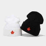 RED MAPLE LEAF EMBROIDERY KNITTED HAT HIP HOP HAT_CWAH2083