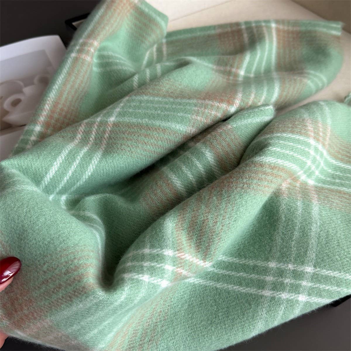 Checkerboard Winter Warm Cashmere Feel Scarf_Cwasc03262