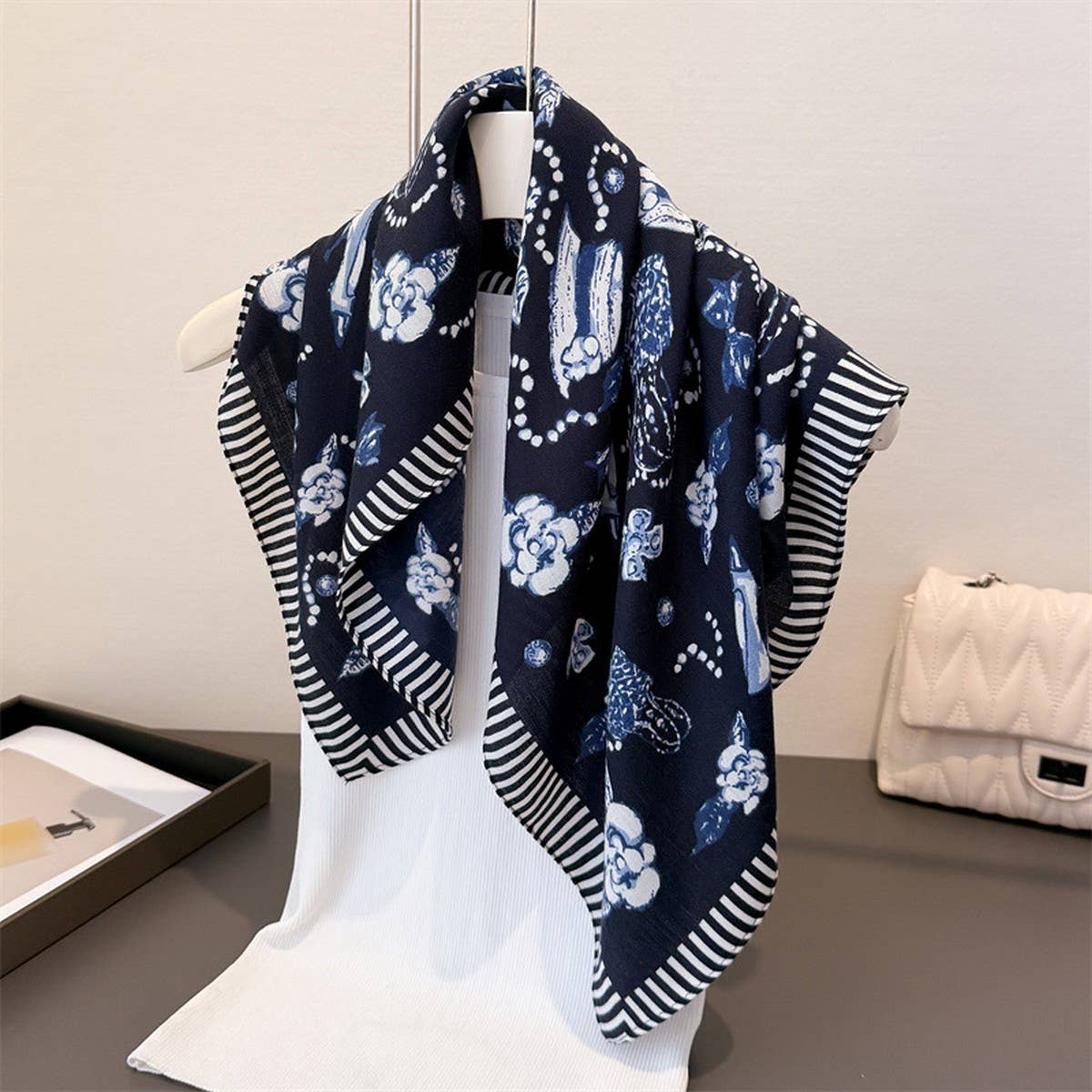 Elegant Code Herringbone Cotton-Linen Scarf_Cwasc03445