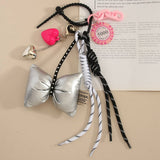 ELEGANT BOW HEART KEYCHAIN WITH POKER CHIP_CWMM7643