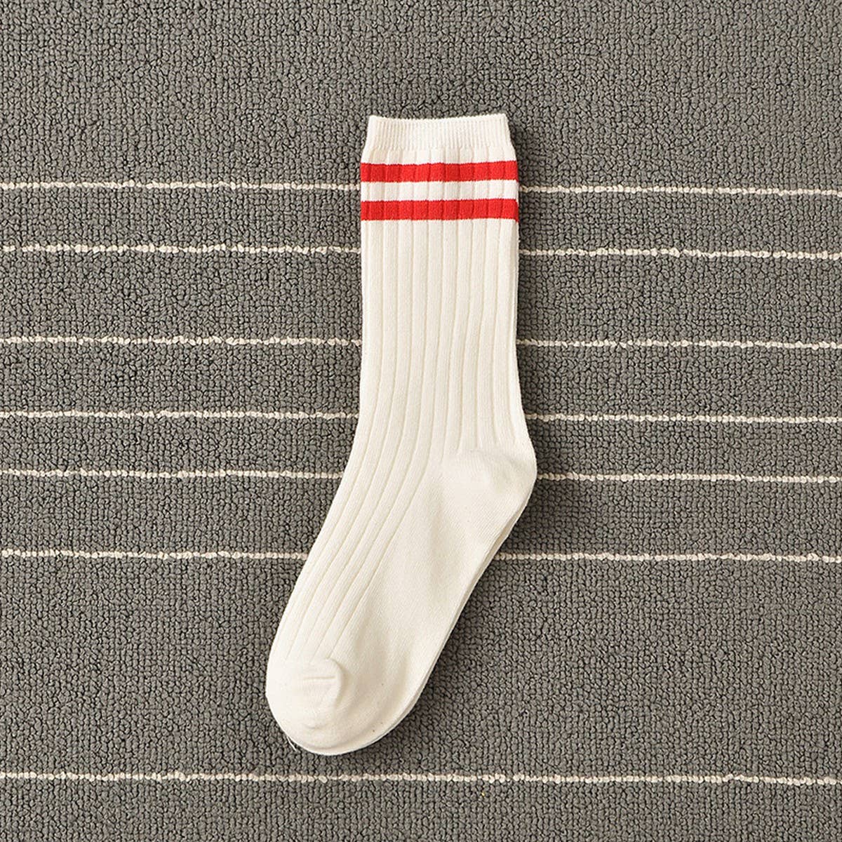 Wo-Striped Preppy Mid-Length Socks_Cwms0995
