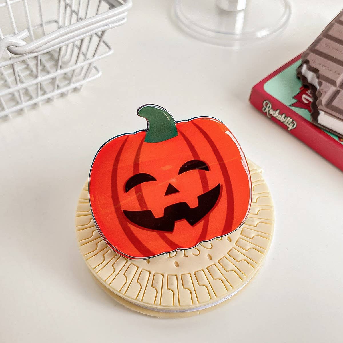 HALLOWEEN FUNNY PUMPKIN SHARK CLIP_CWAHA1441