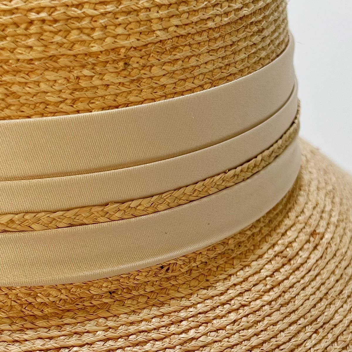 RAFFIA FASHION BOW ROUND TOP STRAW HAT_CWAH3588