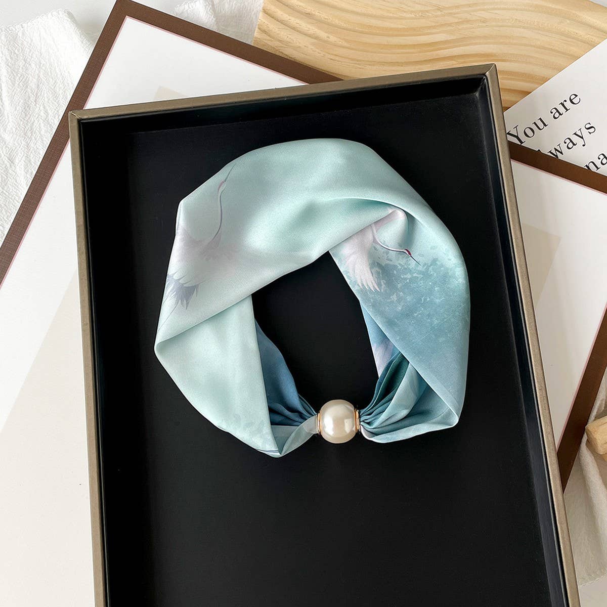 PEARL BUTTON SCARF ELEGANT PRINTED SCARF_CWASC0821