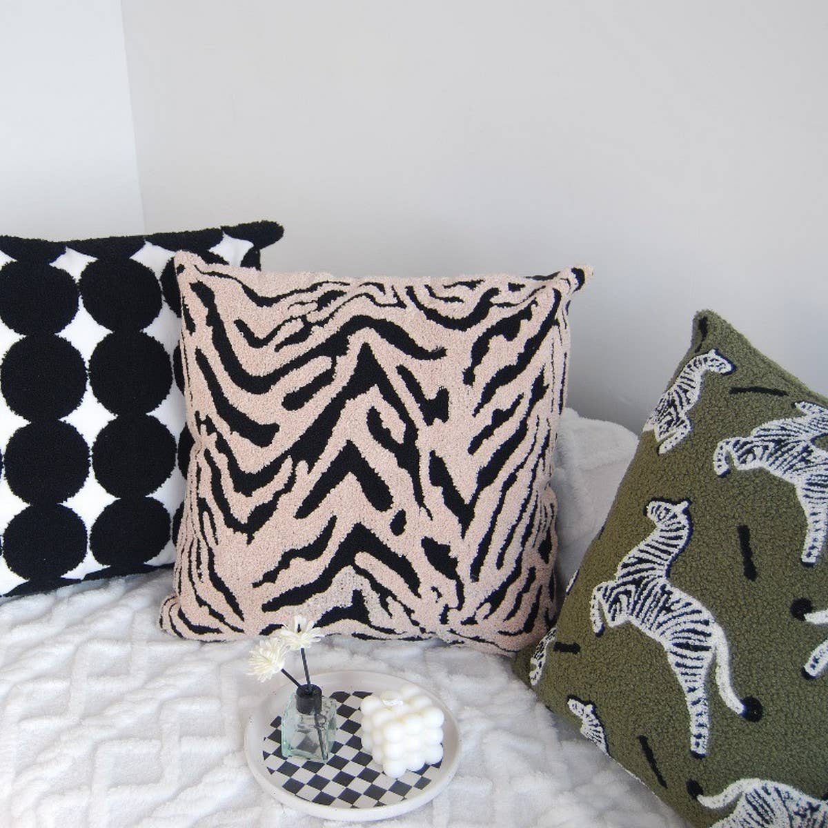 Tiger Zebra Embroidered Sofa Bed Pillow Cover_Cwmm7713