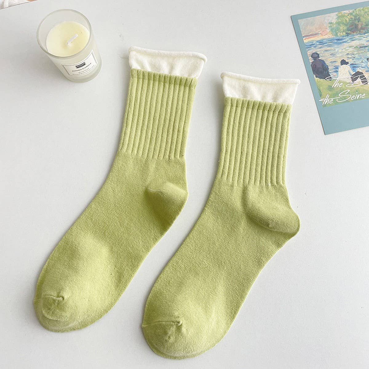 Women Pair Breathable Hemmed Socks_Cwms0303