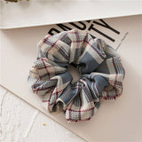 NEW CHECKERED PRINT SCRUNCHIES_CWAHA0352