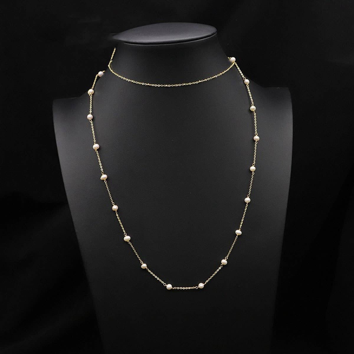 Womens Versatile Design Pearl Pendant Necklace