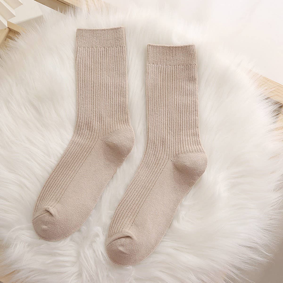 AUTUMN AND WINTER SOLID COLOR MID CALF SOCKS_CWMS0978