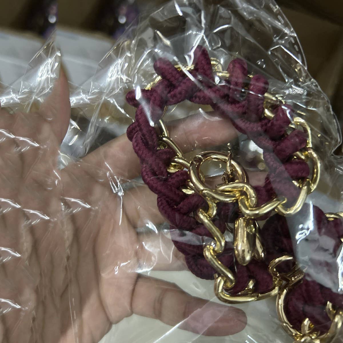 47 24IN WOVEN SHOULDER BAG CHAIN PHONE STRAP_CWMM5095