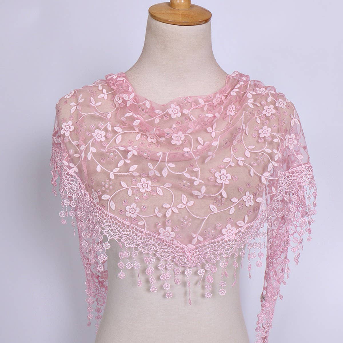 SPRING AND AUTUMN FLORAL HOLLOW LACE TRIANGLE VEIL_CWMM1984