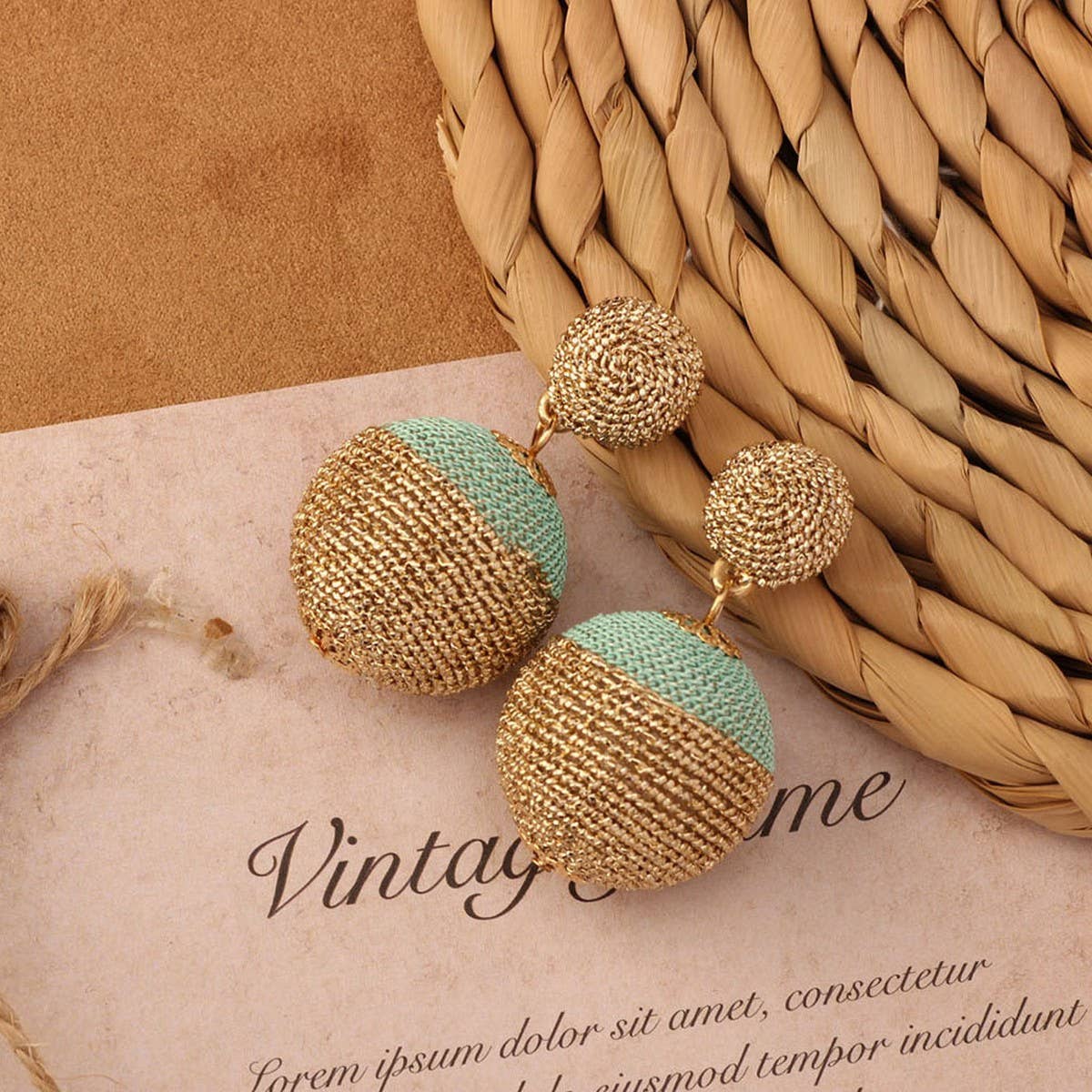 NEW VINTAGE SIMIAN GRASS VINE WOVEN EARRINGS_CWAJE4011