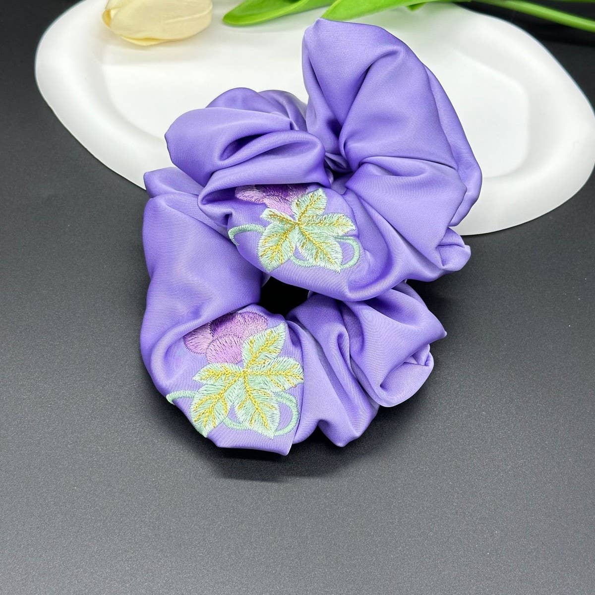 GRAPE HEAVY INDUSTRY EMBROIDERED FLOWER HAIRBAND_CWAHA3698