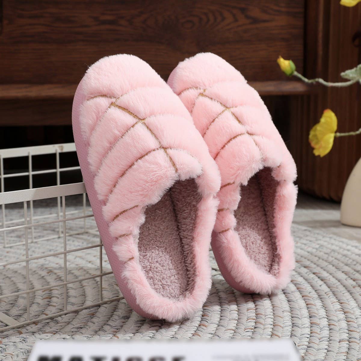 Unisex Concha Bread Furry Indoor Slippers_Cwshf00218
