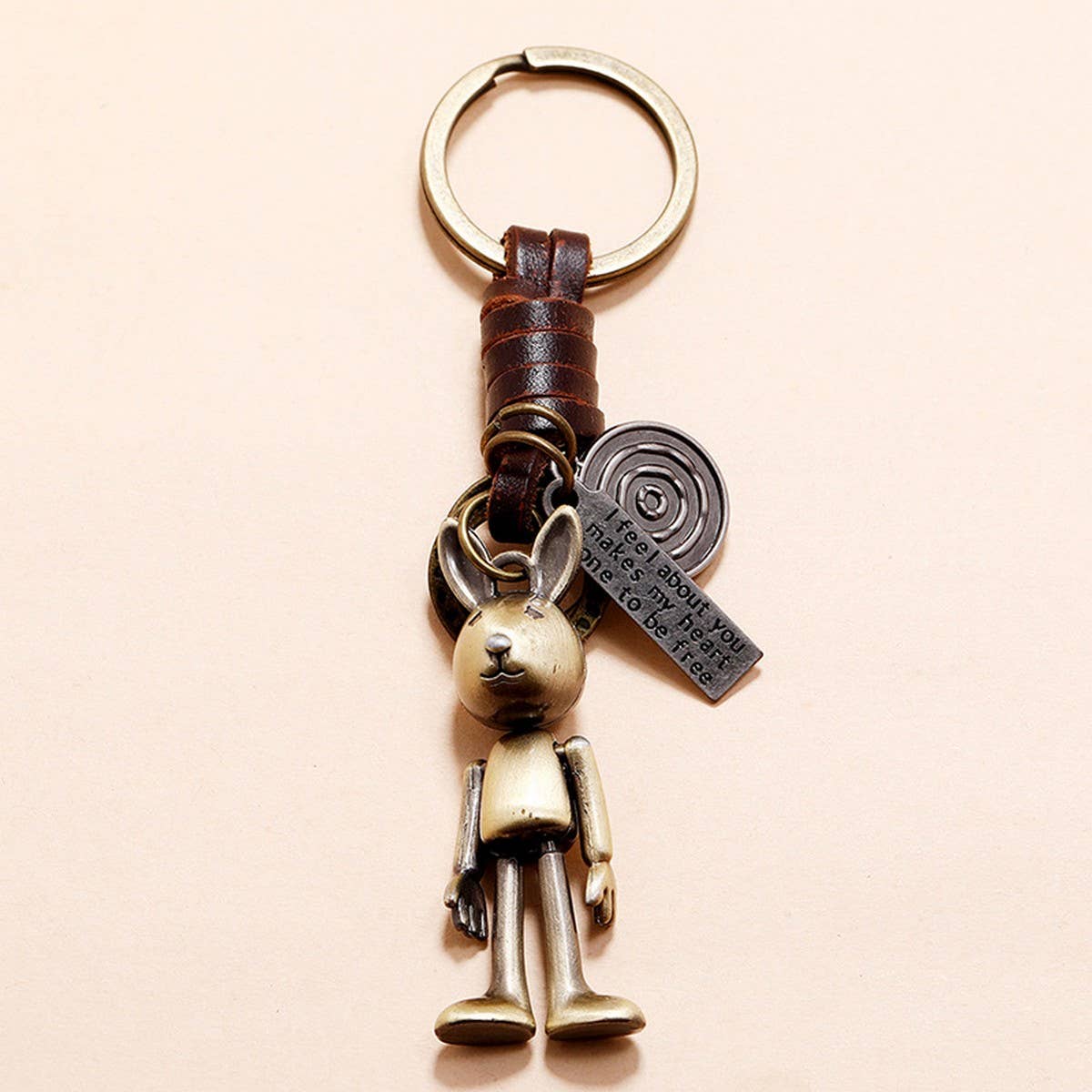 MOVABLE CARTOON ROBOT LEATHER KEYCHAIN_CWMM4709