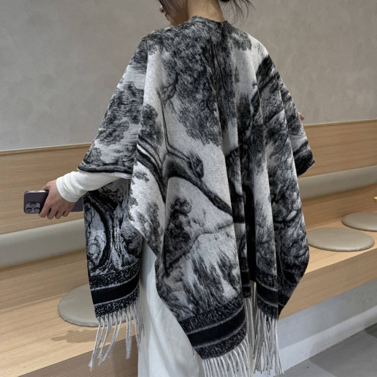 Ethnic Style Watercolor Shawl Women Fringe Cape_Cwocasl00072