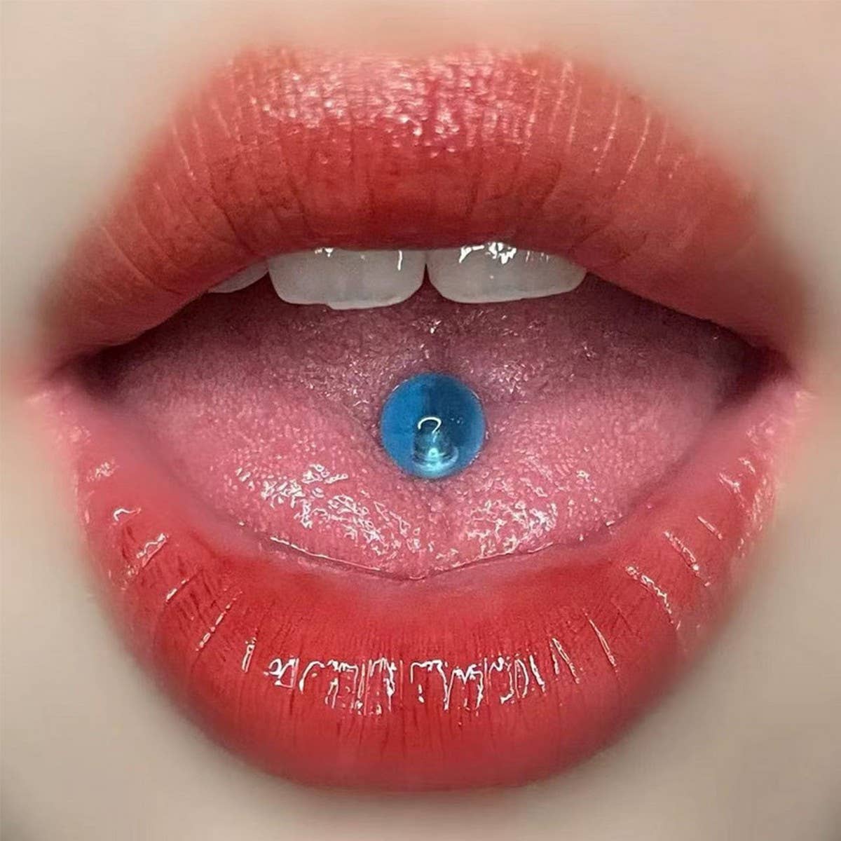 STAINLESS STEEL LUMINOUS ACRYLIC BALL TONGUE STUD_CWMM9597