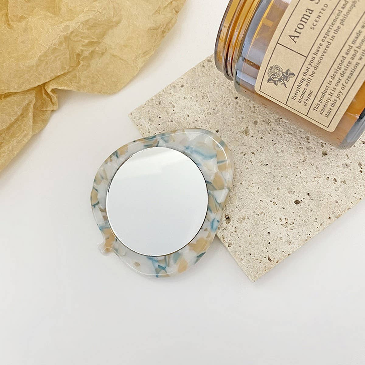 COMPACT ACETATE LEAF SHAPED MAKEUP MIRROR_CWMM6398