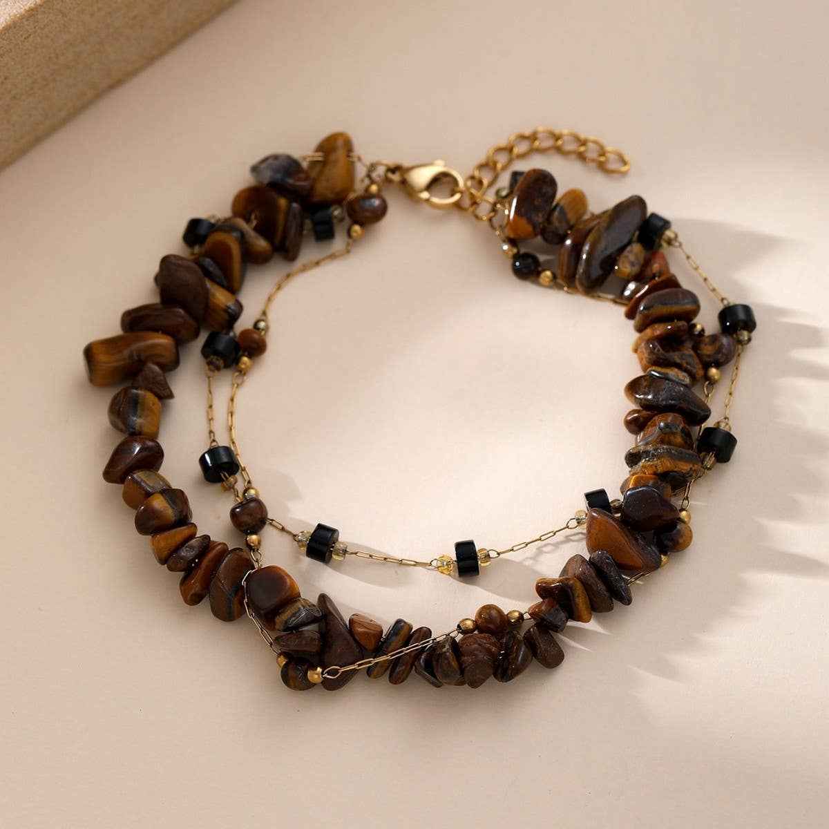 IRREGULAR NATURAL TIGER EYE STONE GOLD BEADBRACELET_CWMM3727