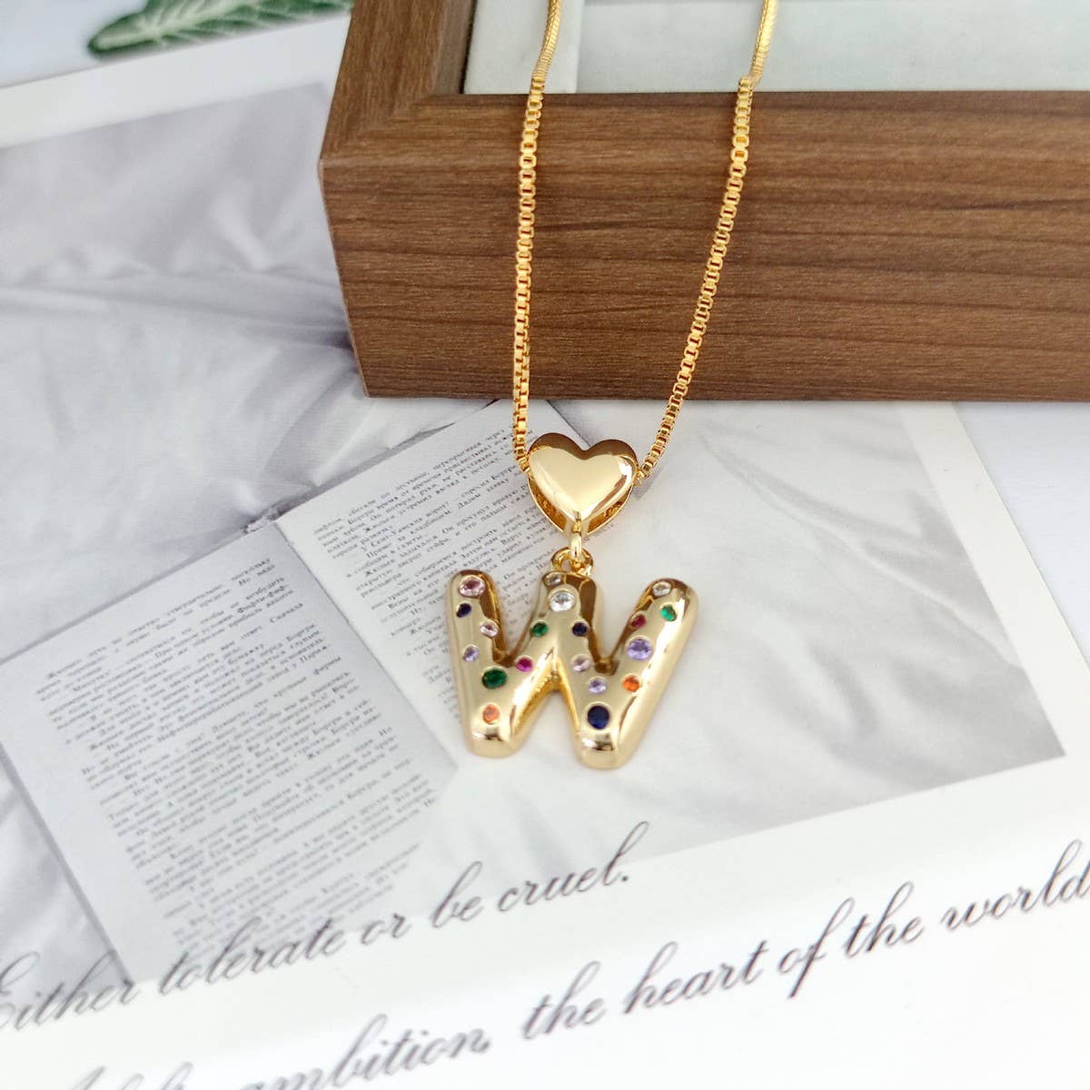 COLORFUL ZIRCONIA HEART LETTER PENDANT NECKLACE_CWMM5875