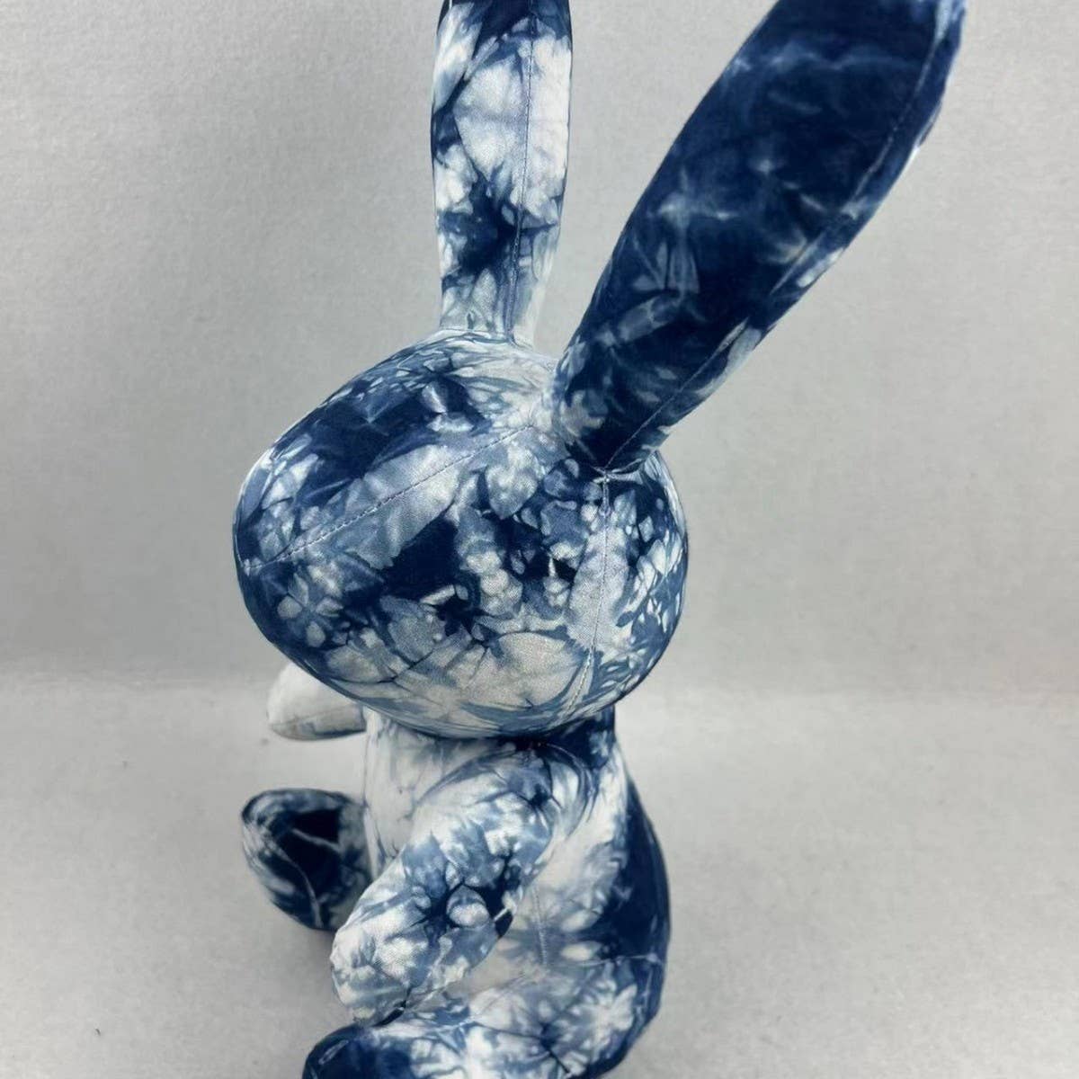 HANDCRAFTED YUNNAN TIE DYE ANIMAL PLUSH DOLL_CWMM6058