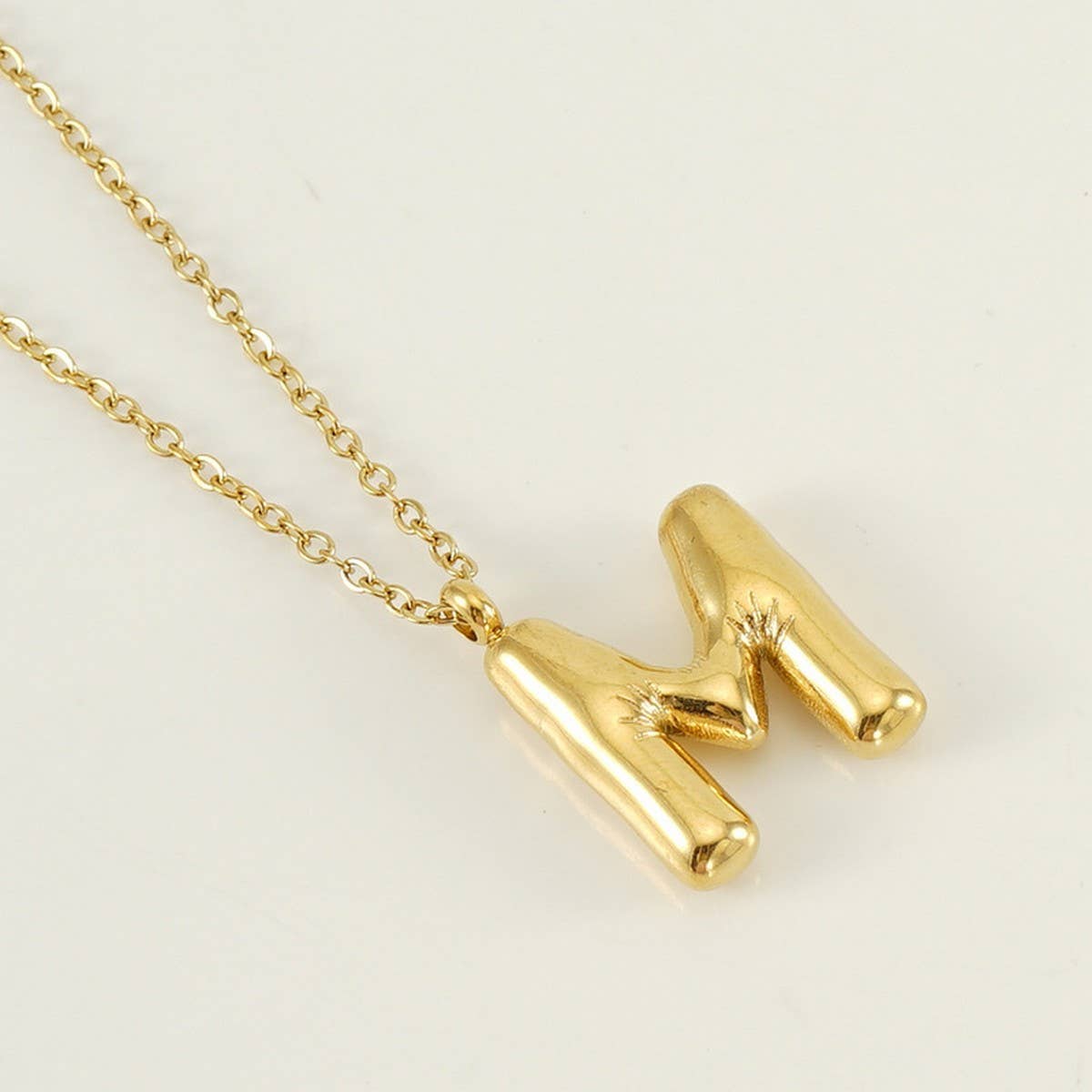 18K GOLD 26 LETTER PENDANT NECKLACE_CWAJE0676