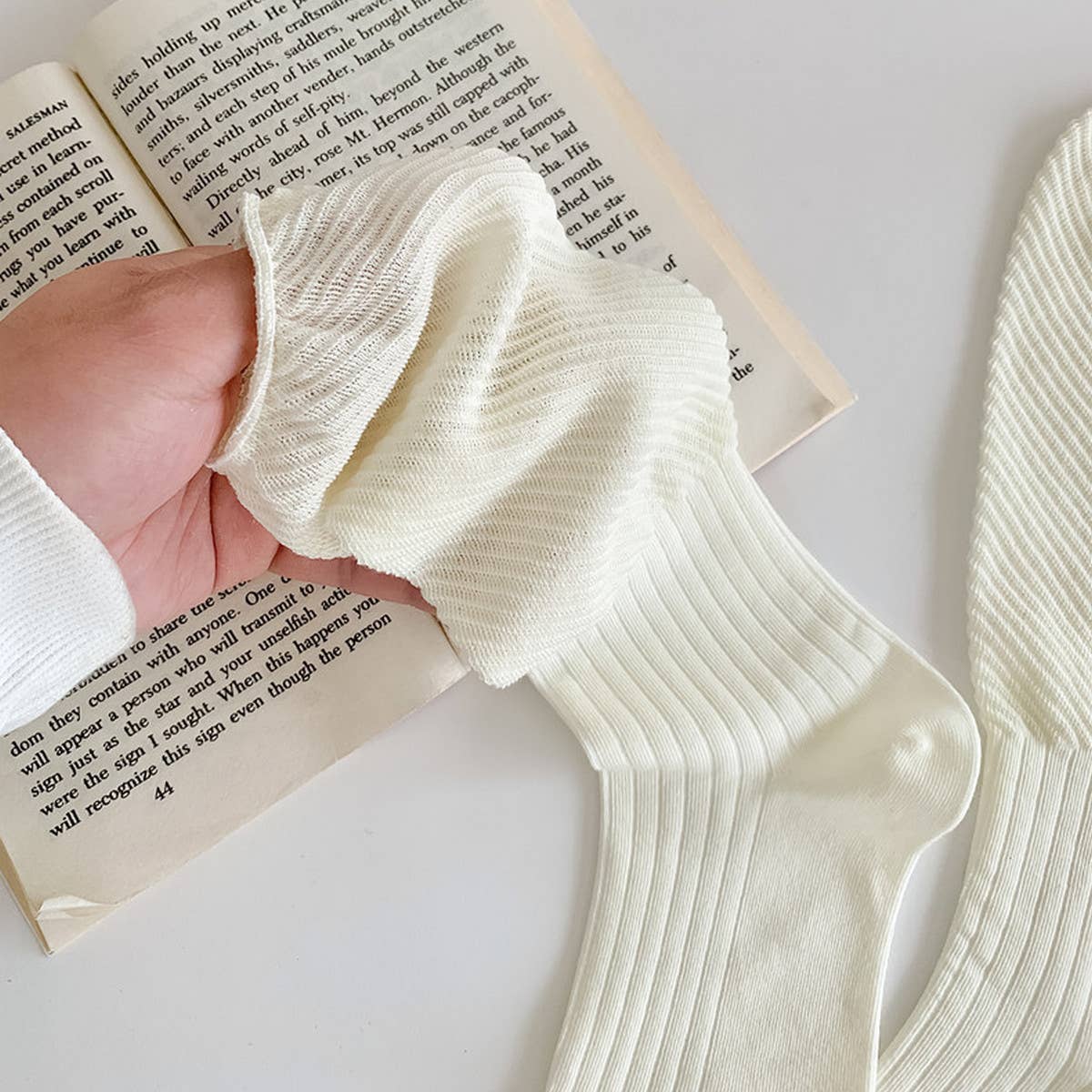 Women Breathable Mesh Mid-Length Cotton Socks_Cwms0647