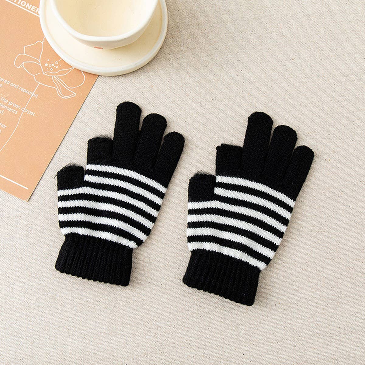 Winter Velvet Warm Knitted Touch Screen Gloves_Cwag0195