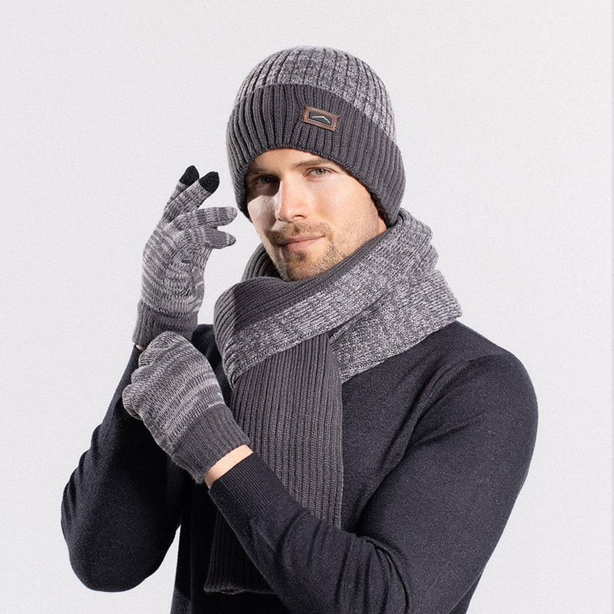 OUTDOOR WARM GLOVES AND SCARF THREE PIECE SET_CWASC1138