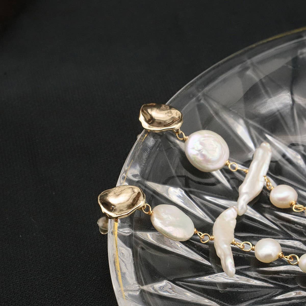 NATURAL FRESHWATER PEARL VINTAGE TASSEL EARRINGS_CWAJE3816