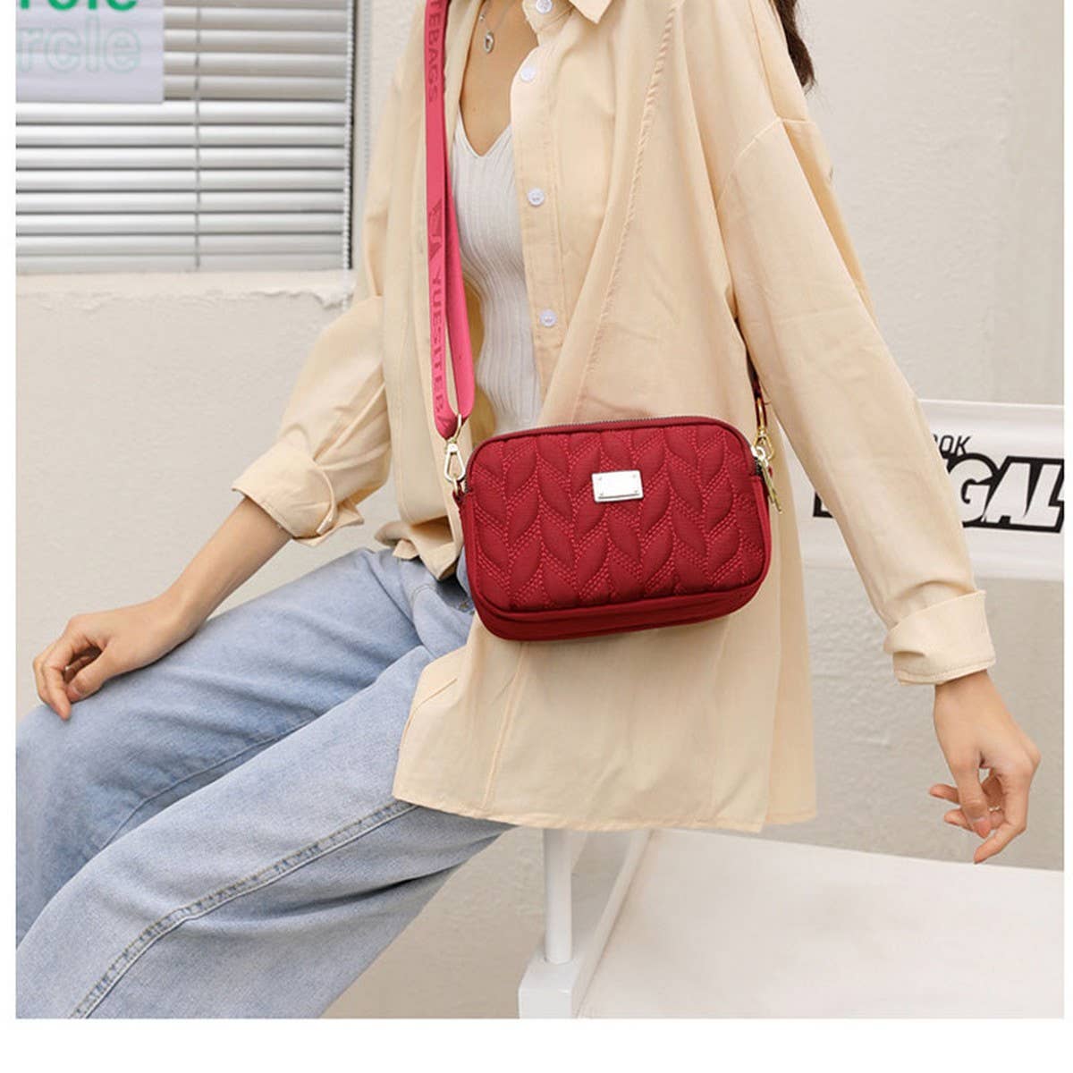 FASHIONABLE NYLON CLOTH SHOULDER MESSENGER BAG_CWAB3515