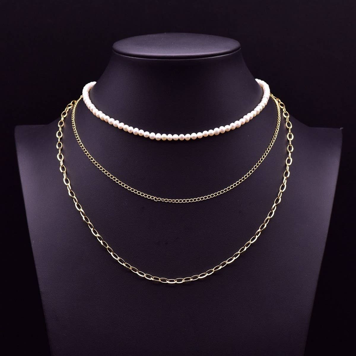 MULTI LAYERED SIMPLE PEARL SWEATER NECKLACE_CWAJE3907