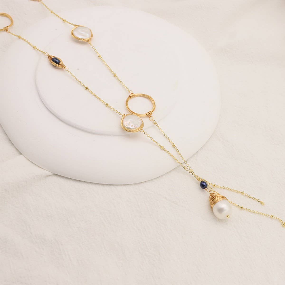 Versatile High-End Long Pearl Sweater Necklace