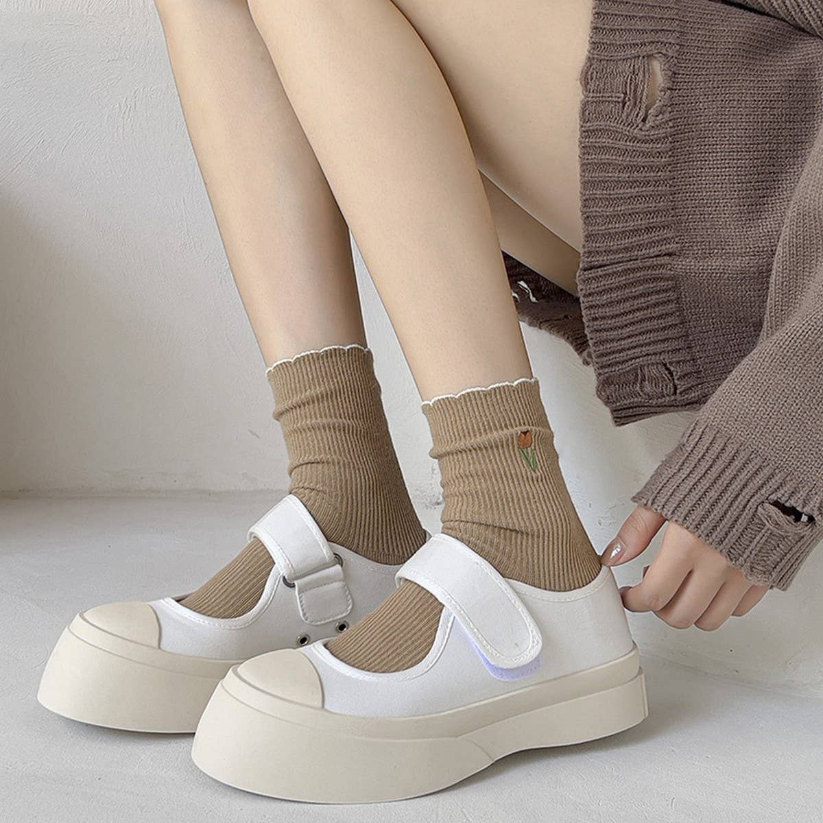 Women'S Preppy Style Socks With Lace Embroidery_Cwms1113