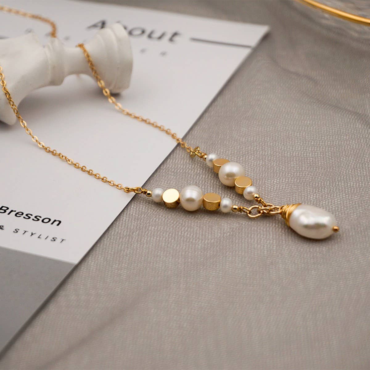 LONG PEARL PENDANT FASHION SWEATER NECKLACE_CWAJE1677