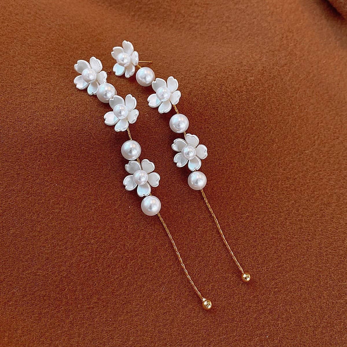 FRENCH RETRO PEARL FLOWER LONG TASSEL EARRINGS_CWAJE2326