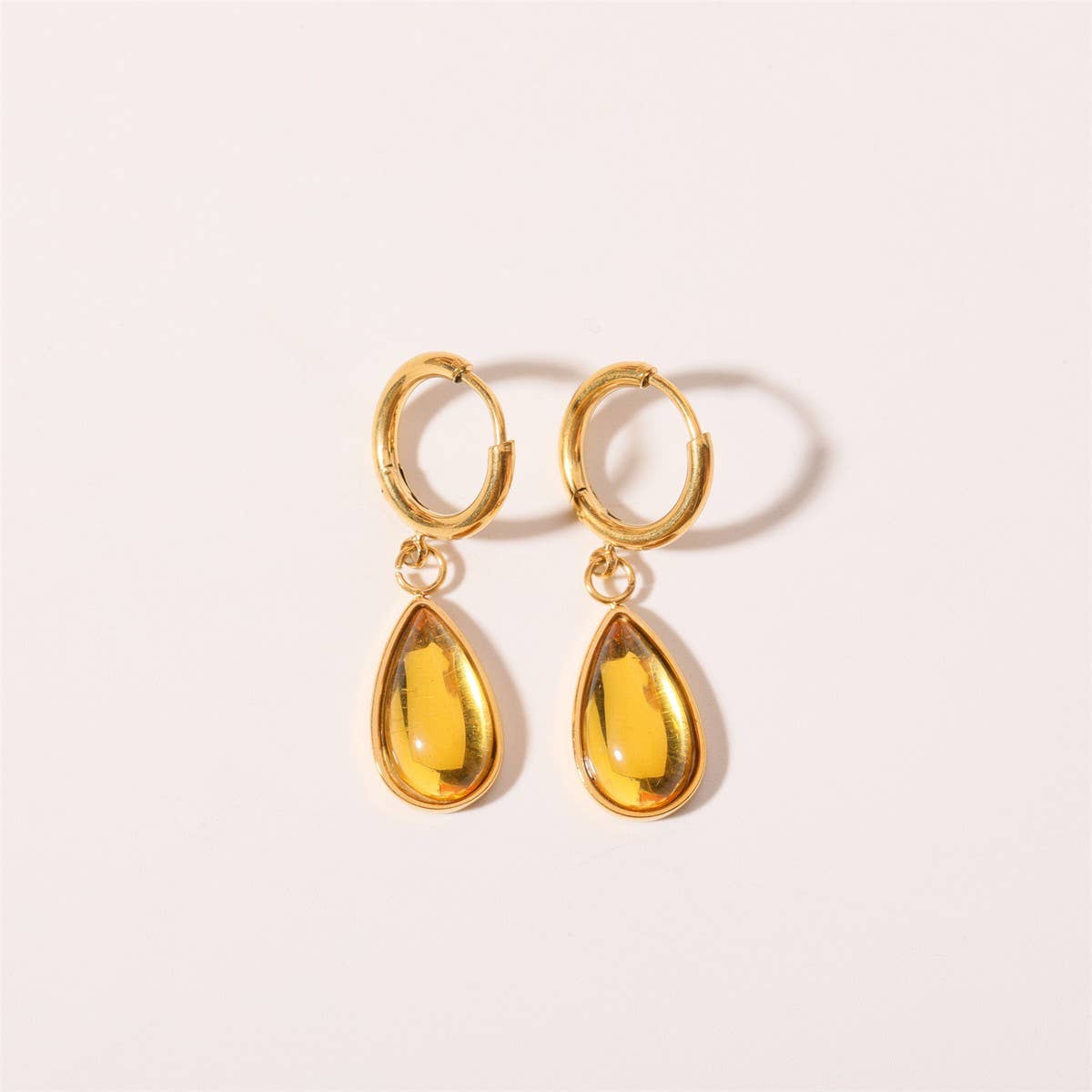 TEARDROP BIRTHSTONE EARRINGS GOLD STAINLESS_CWAJE5032