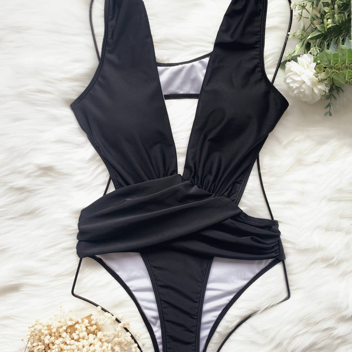 SEXY DEEP V ONE PIECE SWIMSUIT_CWMW0290