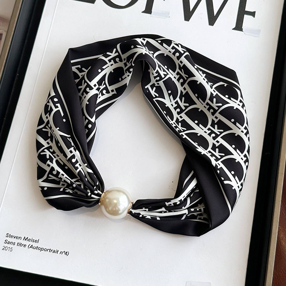 Pearl Magnetic Skinny Silk Neck Scarf_Cwasc03931
