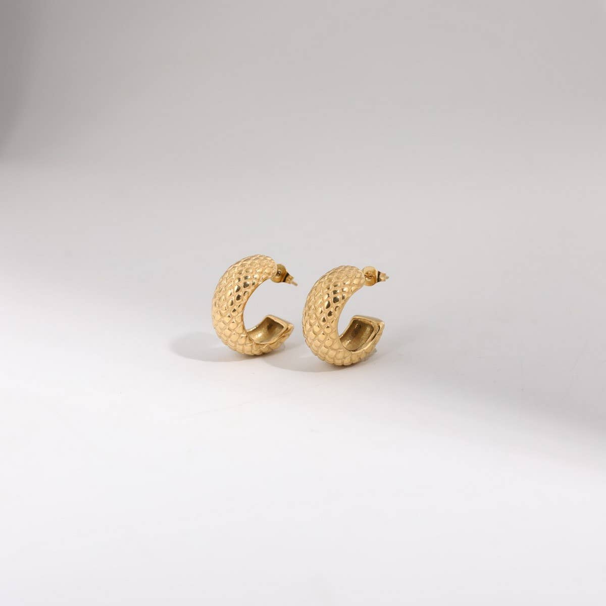 STAINLESS STEEL MIRROR GEOMETRIC HOLLOW EARRINGS_CWAJE5113