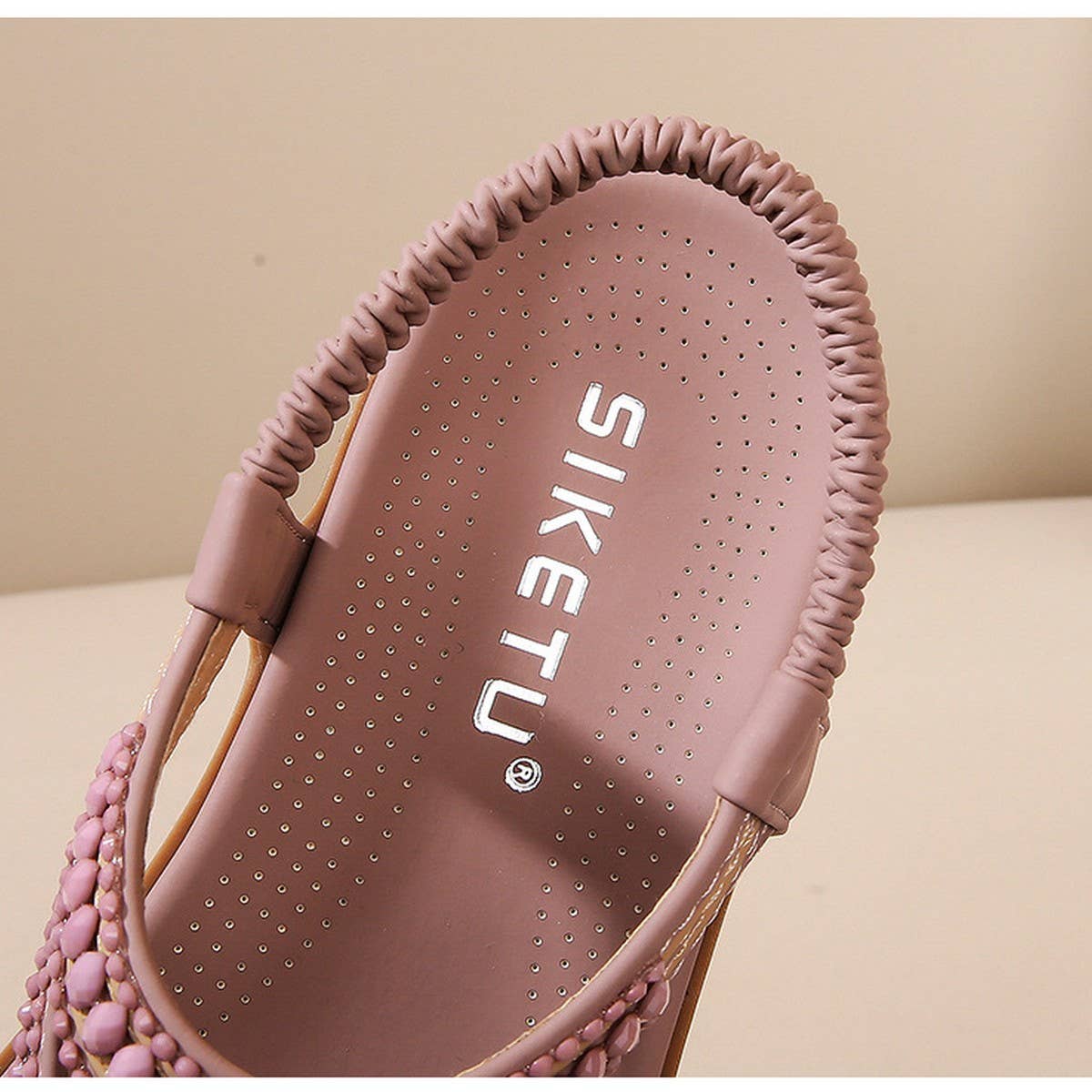 SOFT AND COMFORTABLE CLIP TOE SANDALS_CWSHS0506
