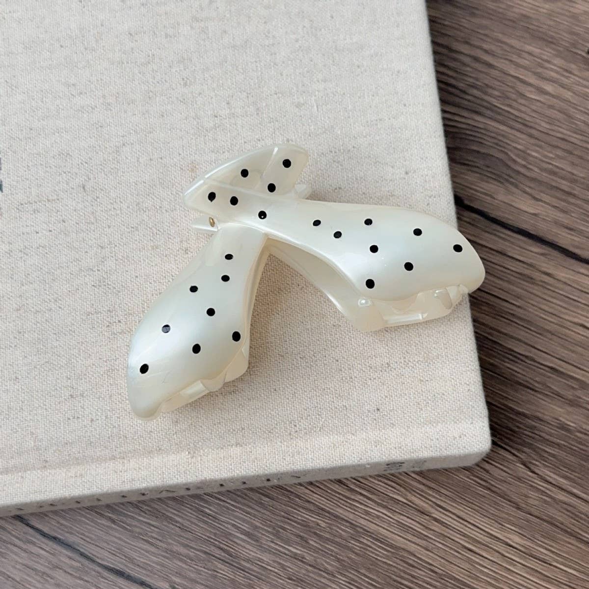 FRENCH POLKA DOT NEW HIGH END HAIR CLIP_CWAHA2368