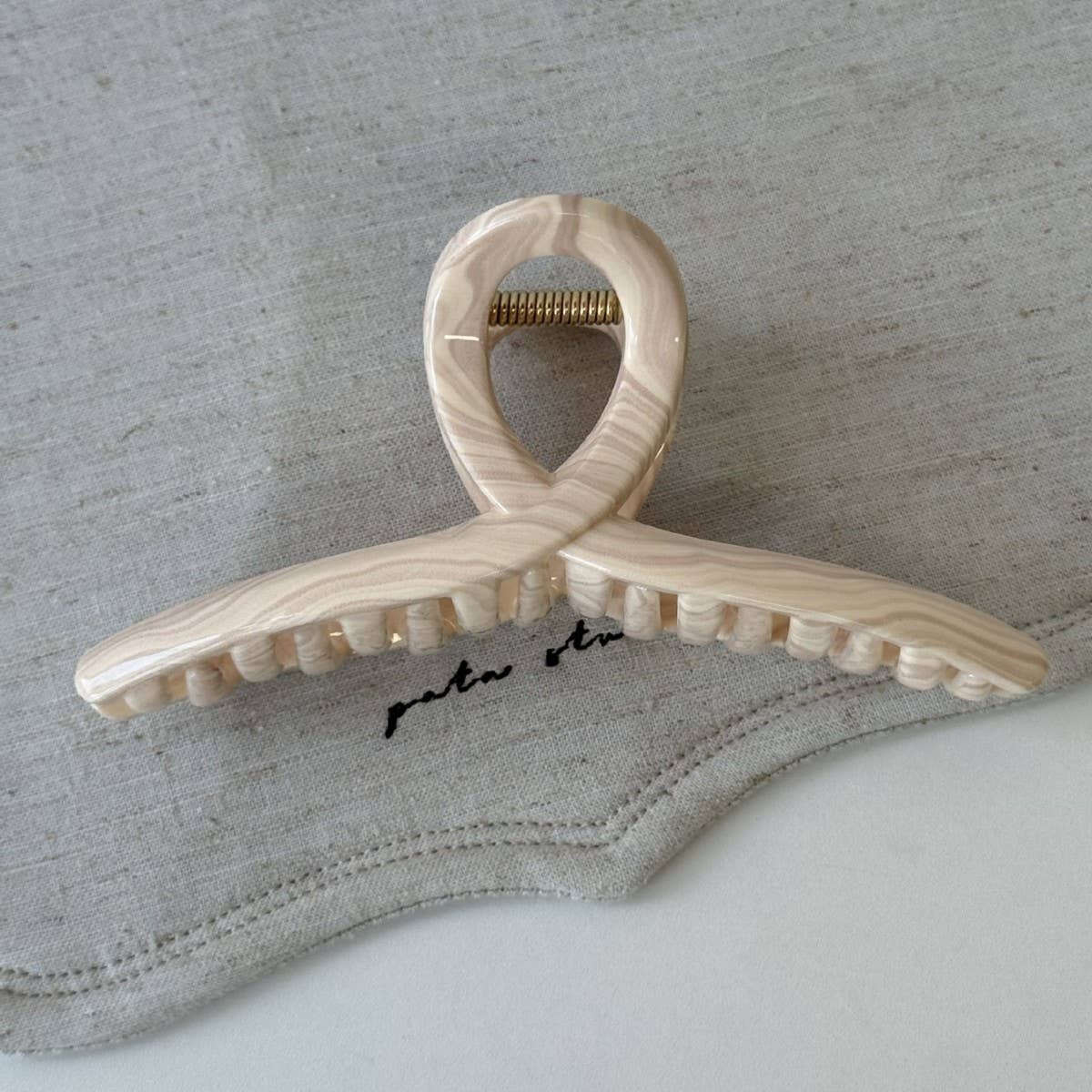 Relaxed Bun Claw Clip Retro Elegant Hair Grip_Cwaha08237