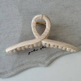Relaxed Bun Claw Clip Retro Elegant Hair Grip_Cwaha08237