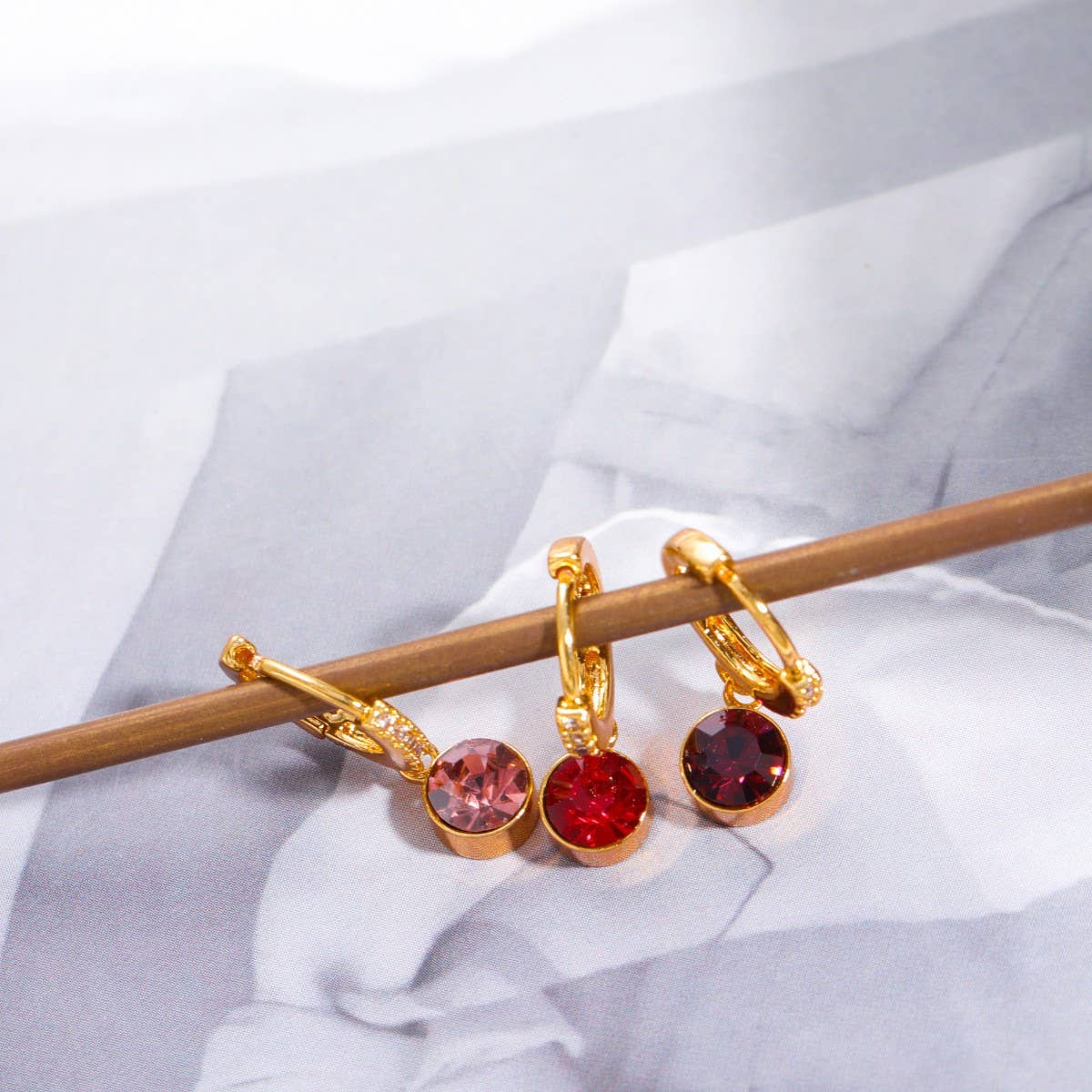 DECEMBER BIRTHSTONE DIAMOND ZIRCON STUD EARRINGS_CWAJE5079