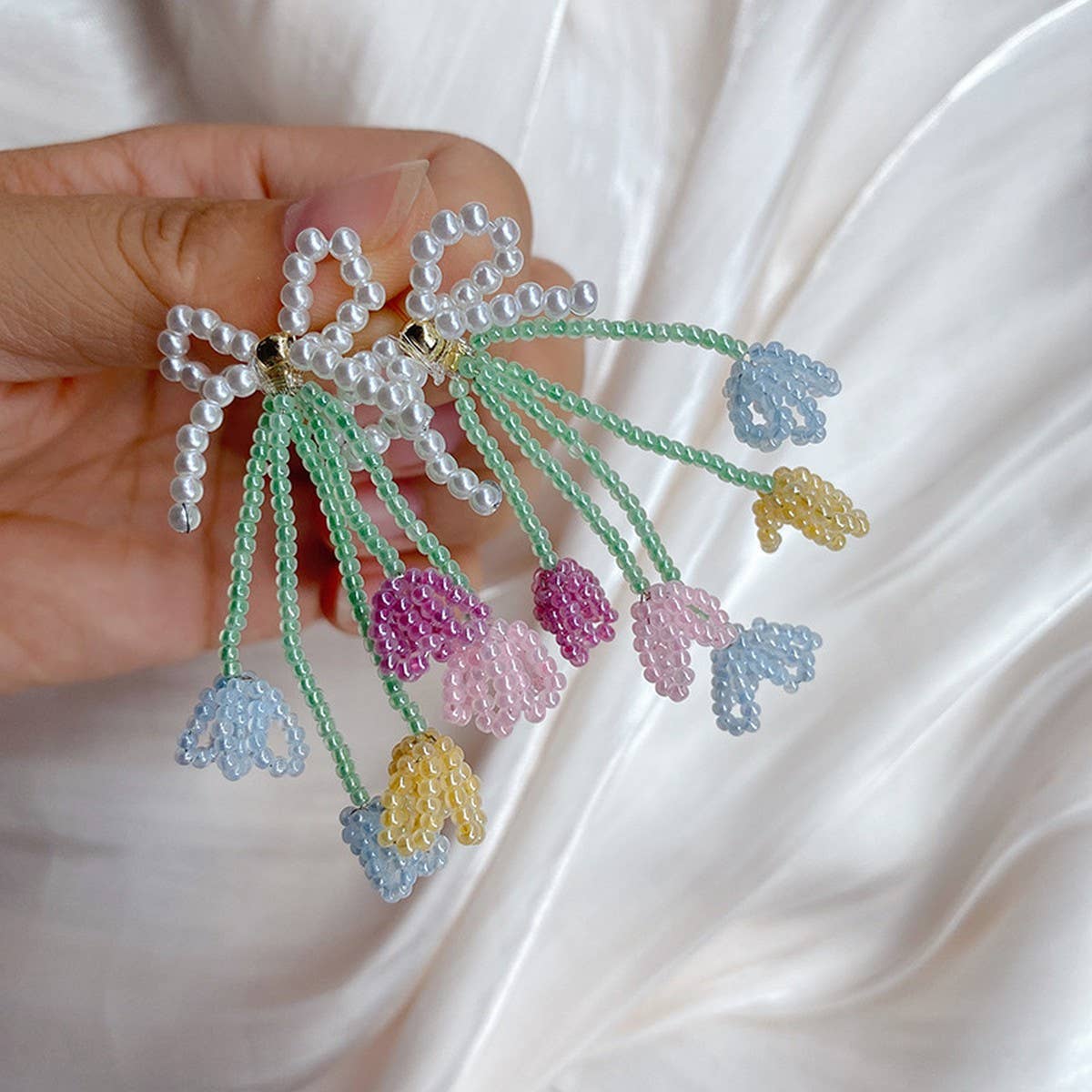 ENERGETIC FRESH PLAYFUL AND CUTE EARRINGS_CWAJE1702