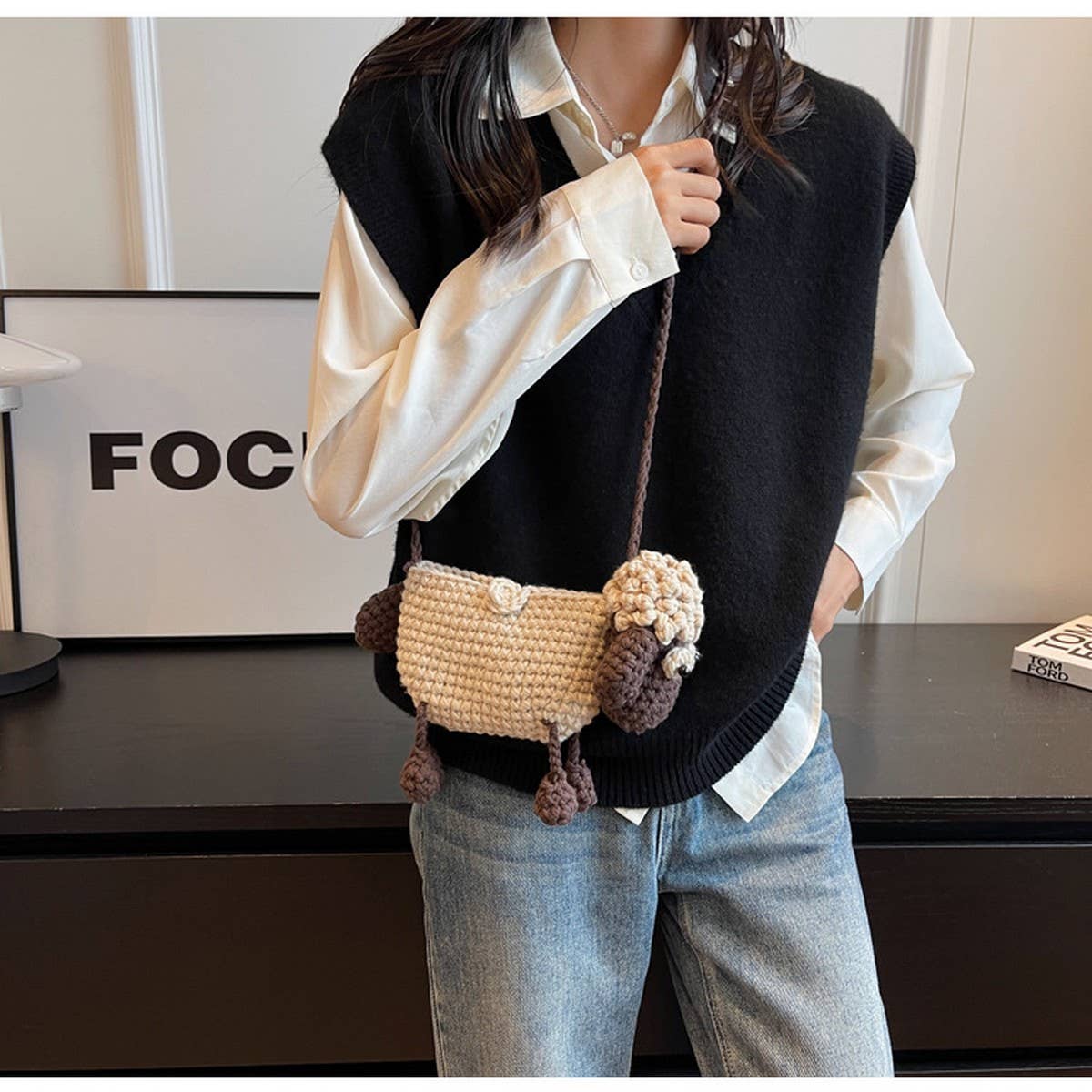 CUTE LAMB CROCHET SHOULDER BAG_CWAB2412