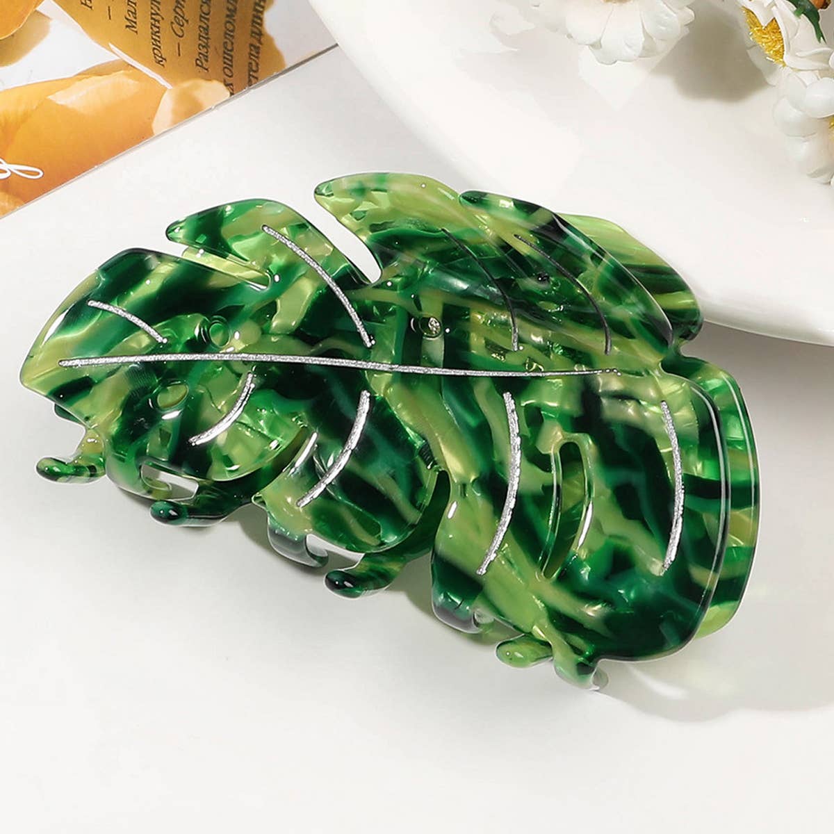 ACETATE LEAF HAIR CLAW ELEGANT SHARK CLIP_CWAHA1646