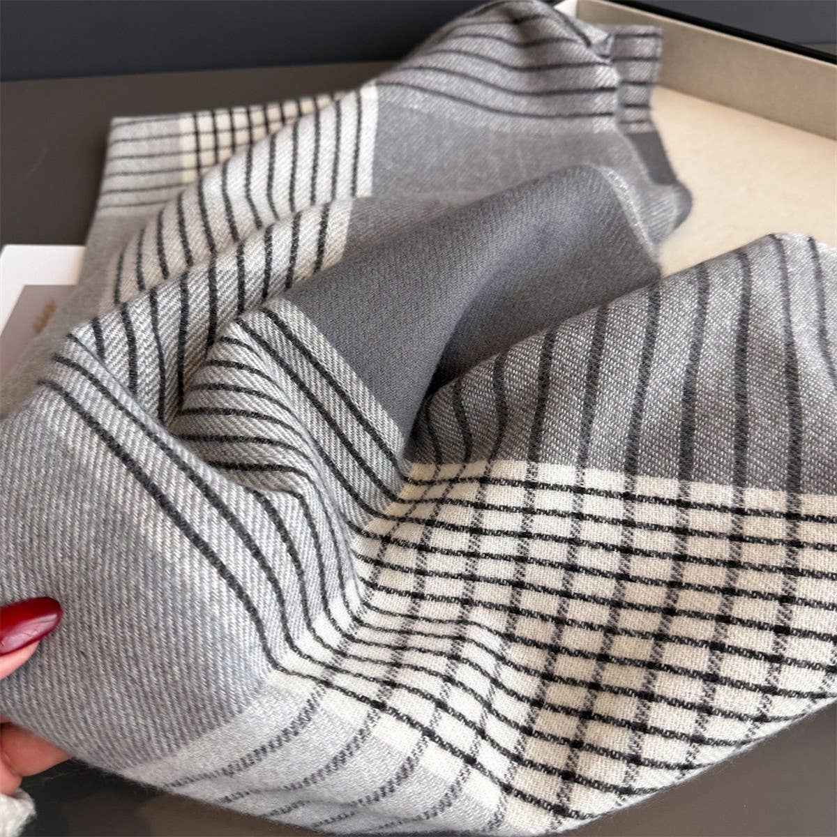 Colorblock Plaid Tassel Scarf Wrap For Winter_Cwasc03275